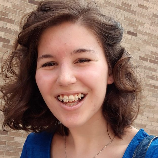 AmyLynn headshot